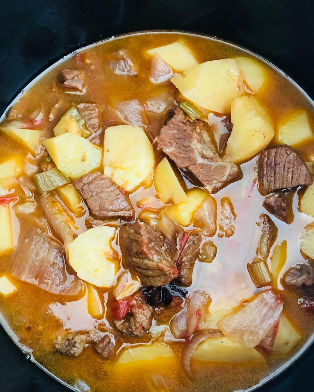 栗子不加糖做的土豆炖牛肉