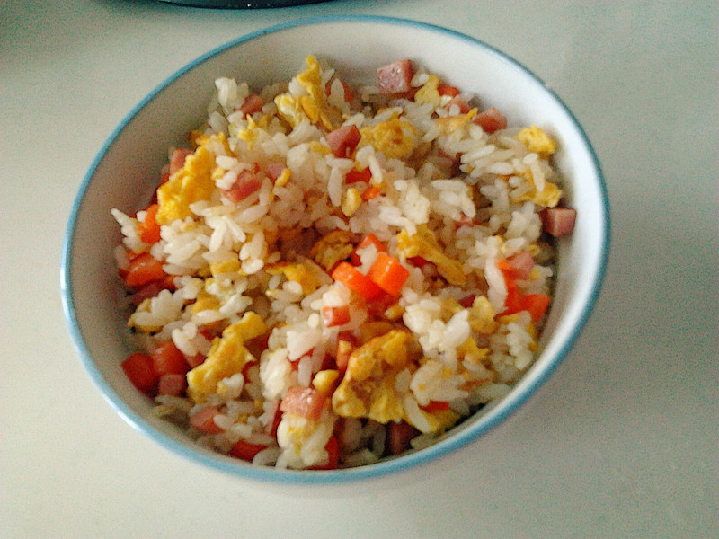 香肠蛋炒饭