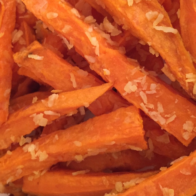 椰蓉烤红薯条（健康夜宵）