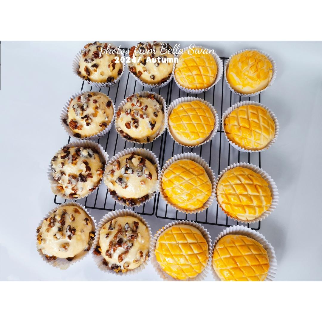 好吃到炸裂的港式菠萝包（附带制作酥皮的小视频）