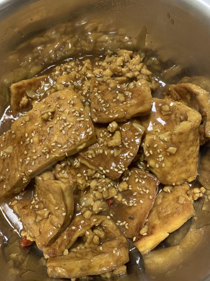 肉末焖豆腐