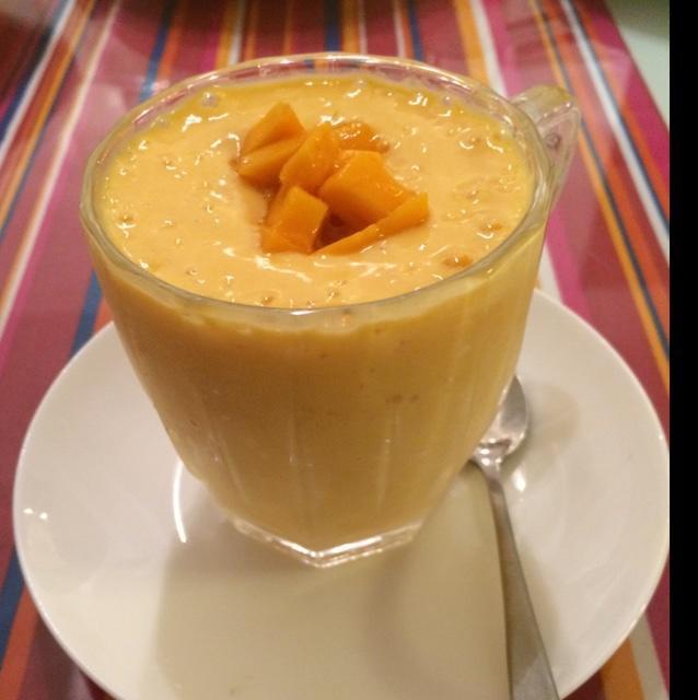 芒果奶昔的做法