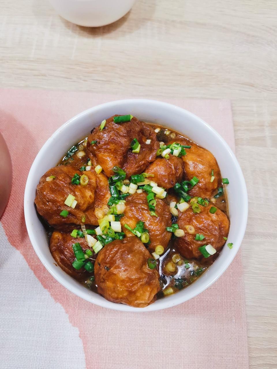 桶酱做的红烧油面筋塞肉