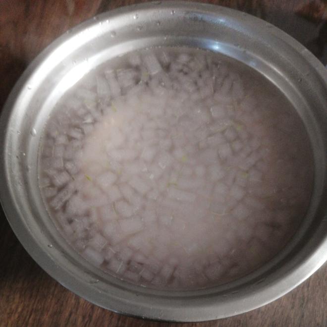 汤羹-芦荟汤（药疗）的做法