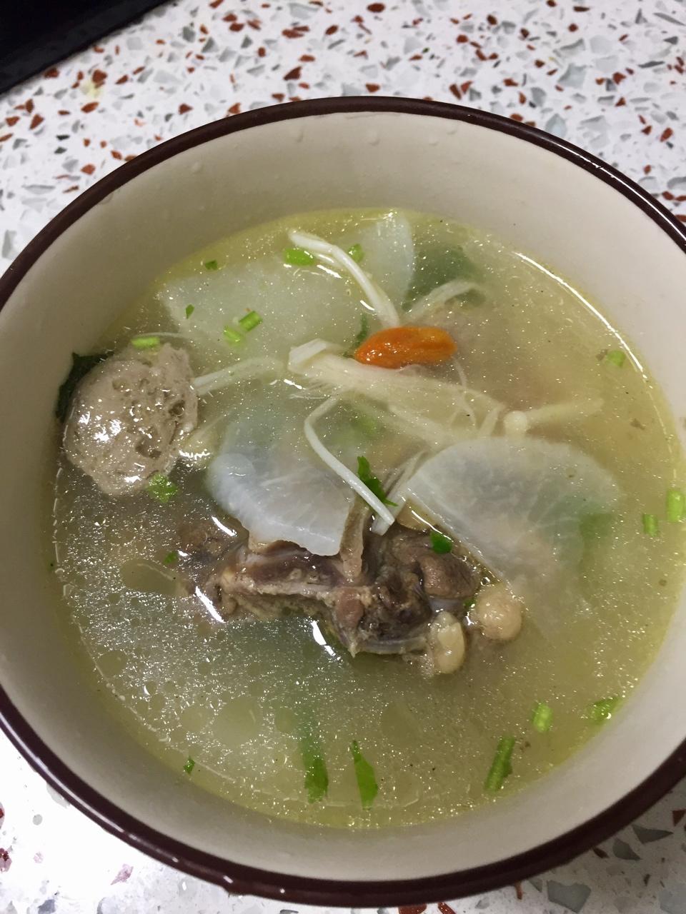 白萝卜潮汕牛肉丸清汤