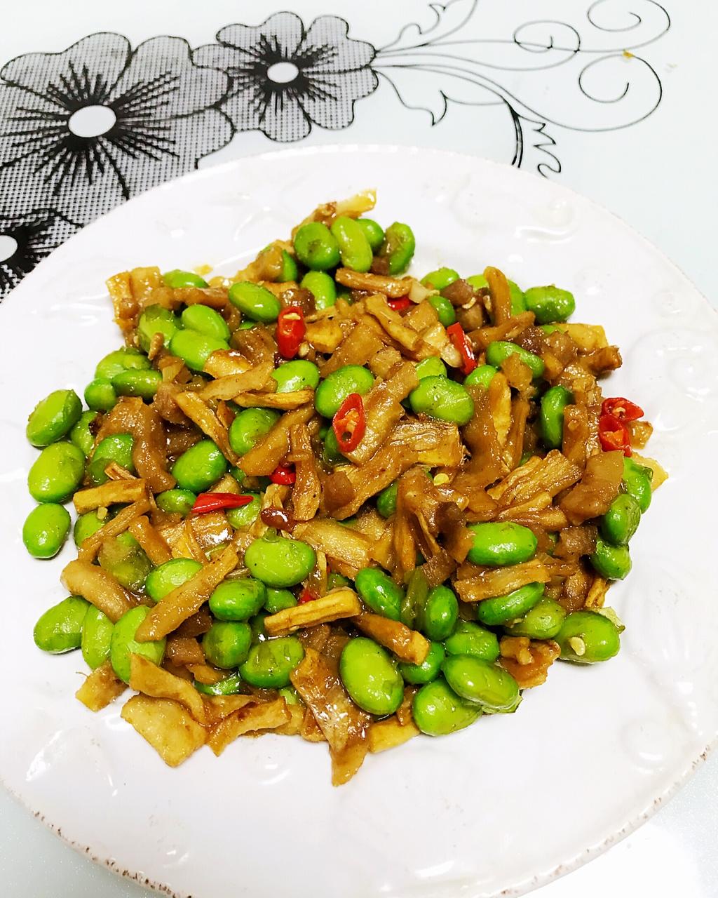 萝卜干炒毛豆