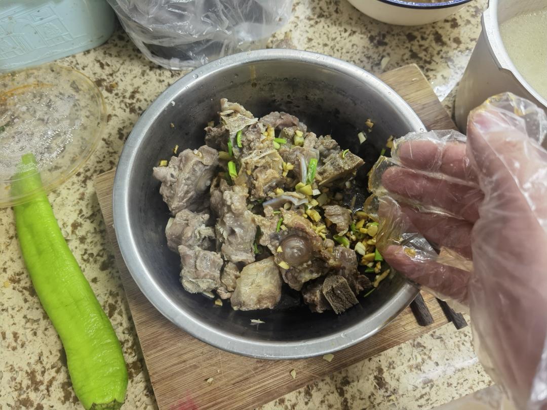 牛尾汤(不仅汤好喝，牛尾更有滋味)