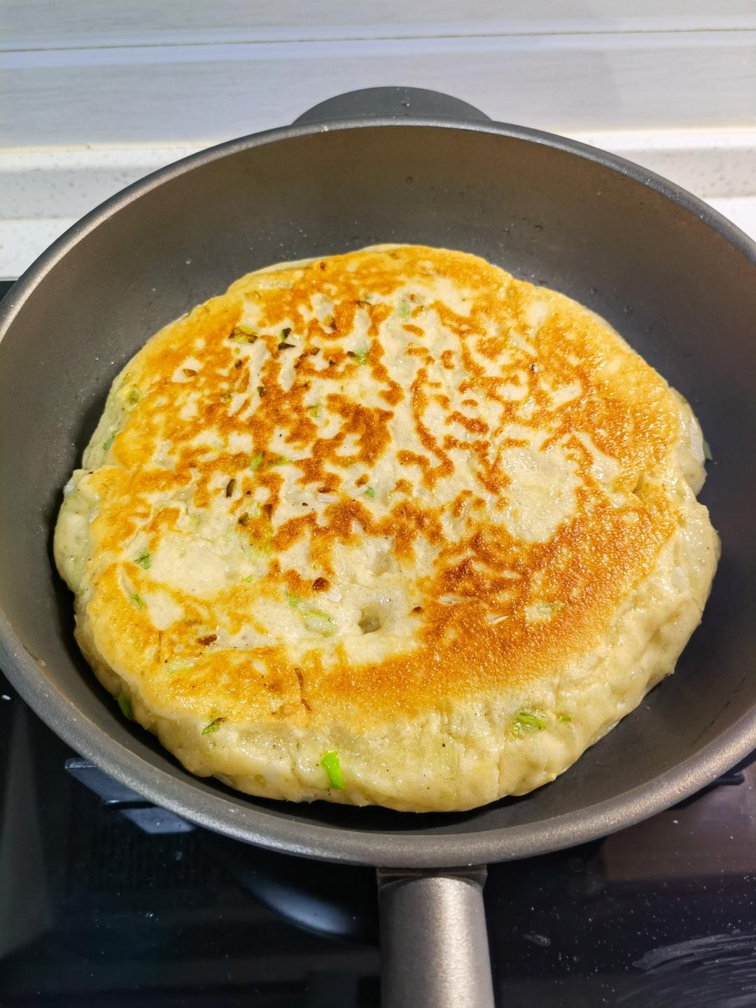 手不沾面做发面大饼