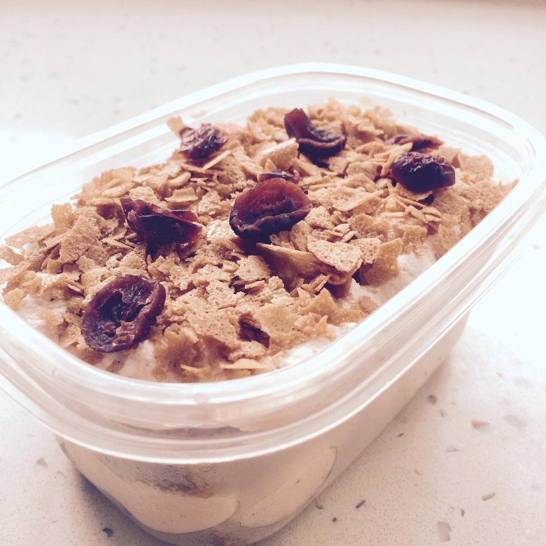 好吃到流泪的奥利奥咸奶油盒子蛋糕