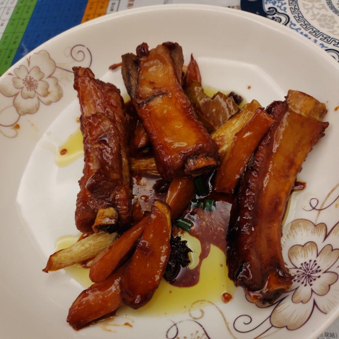 红烧肋排（排骨）