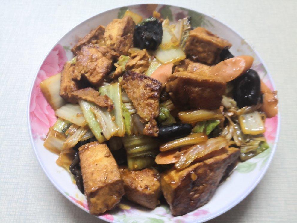 暖胃又下饭的香肠白菜豆腐煲🔥10分钟搞定