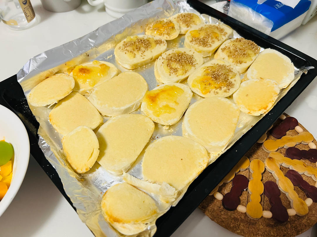 超简单系列之~香甜酥脆的炼乳烤馒头