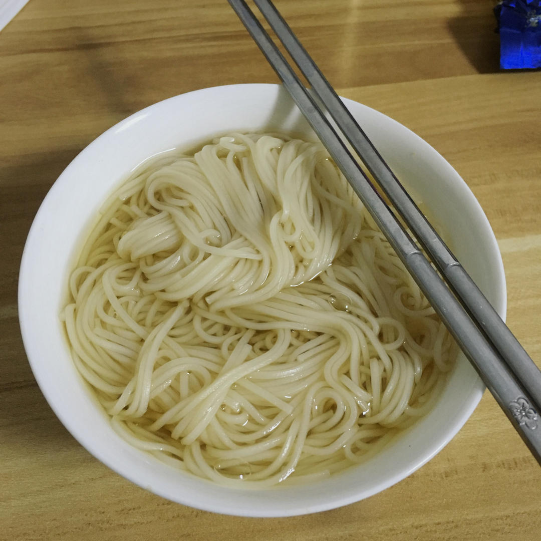 小葱麻油酱油面