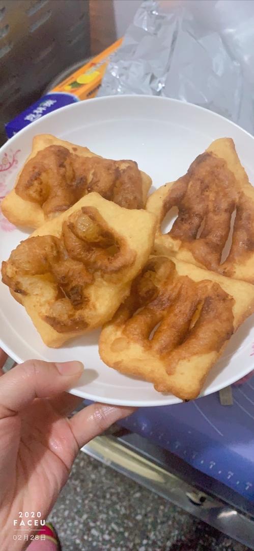 炸油饼、糖油饼