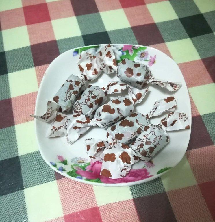 草莓脆坚果牛轧糖