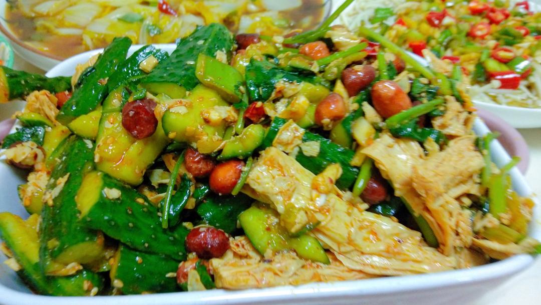 ㊙️五分钟学会巨好吃的酸辣开胃凉拌黄瓜腐竹