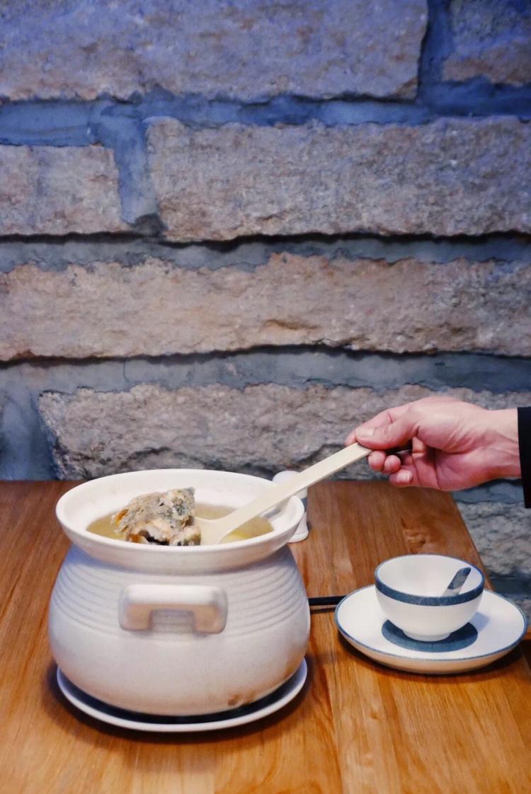 野生黄鱼猪脚汤