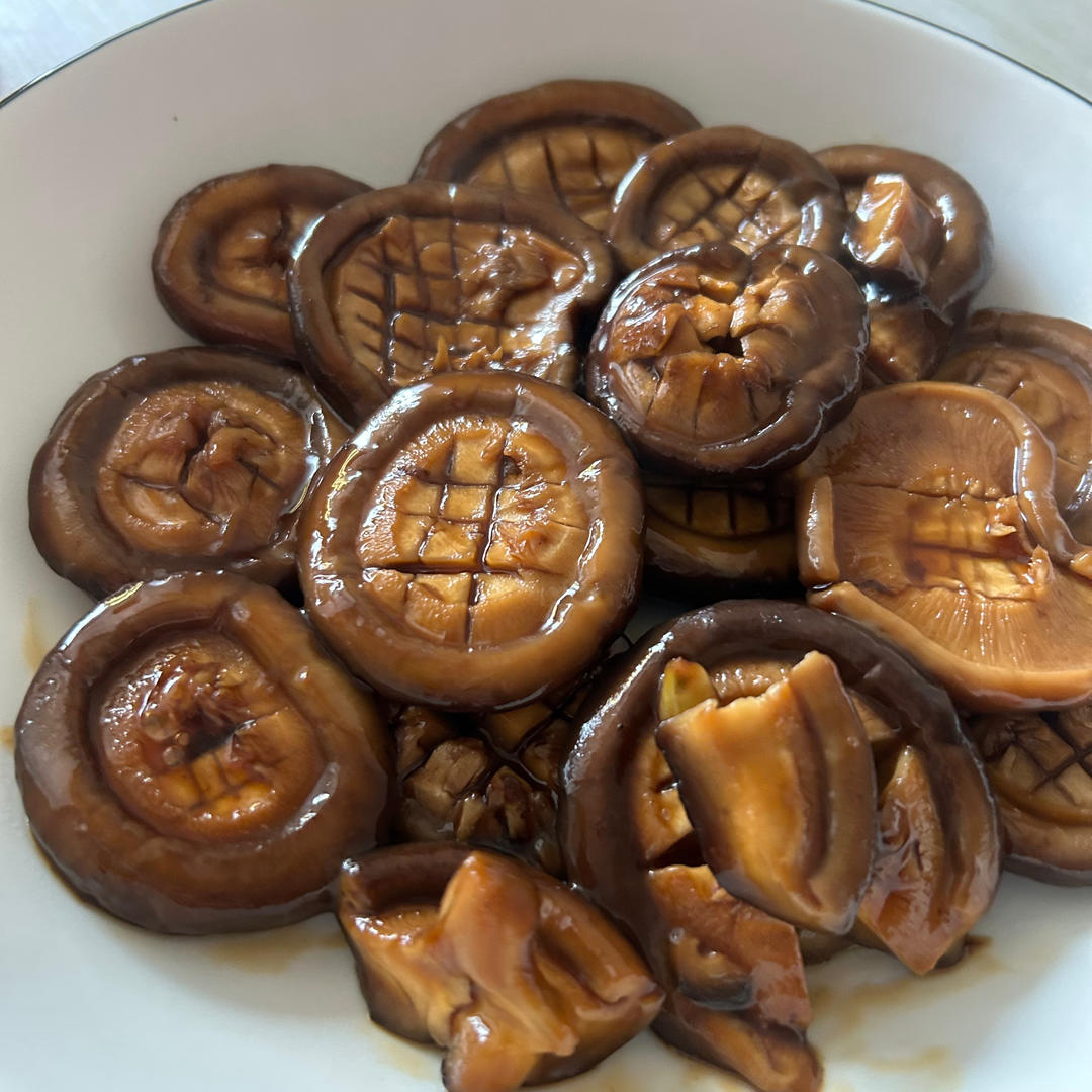 鲜嫩多汁，比鲍鱼还好吃红烧香菇