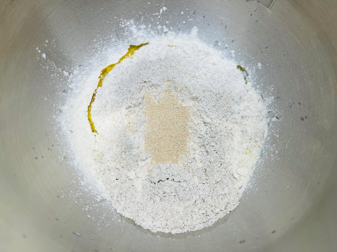 纯奶手撕吐司的做法 步骤1