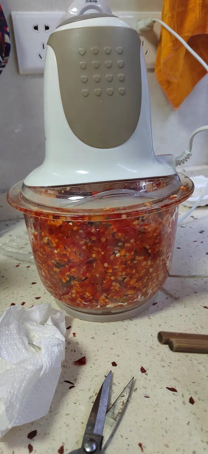 腌辣椒酱