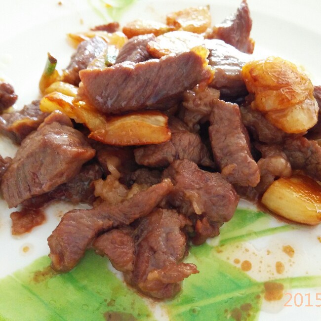 黑蒜子牛肉粒