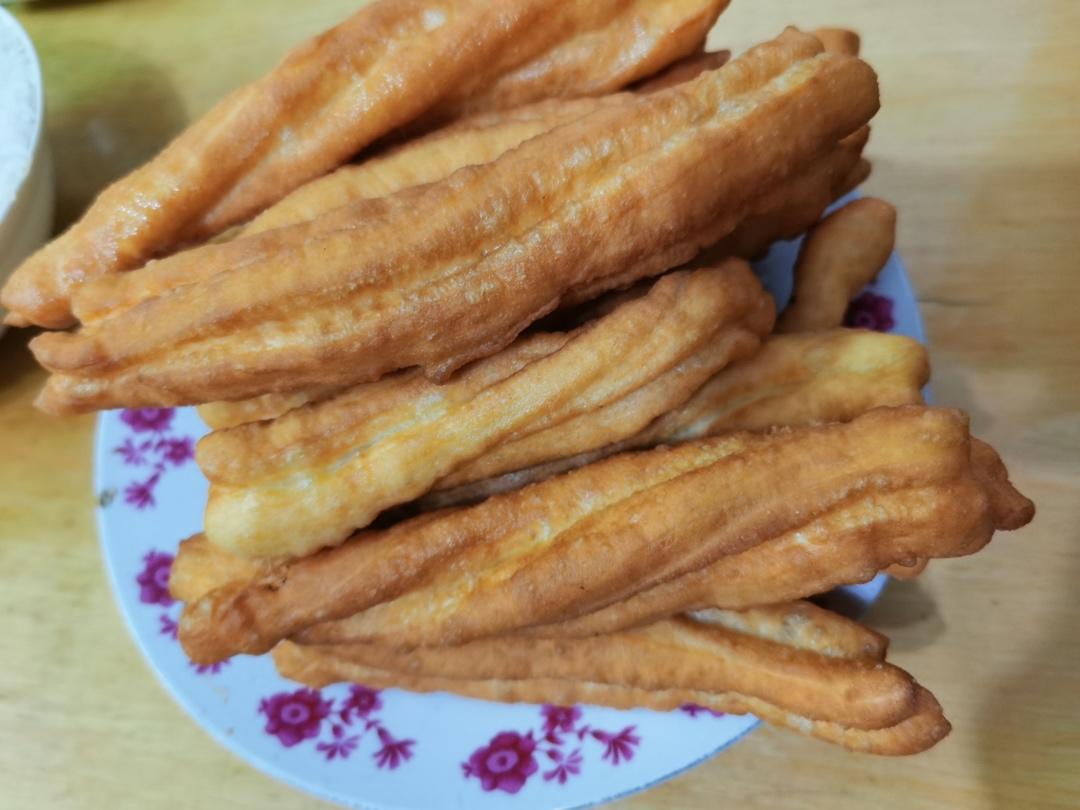 自制无泡打粉油条