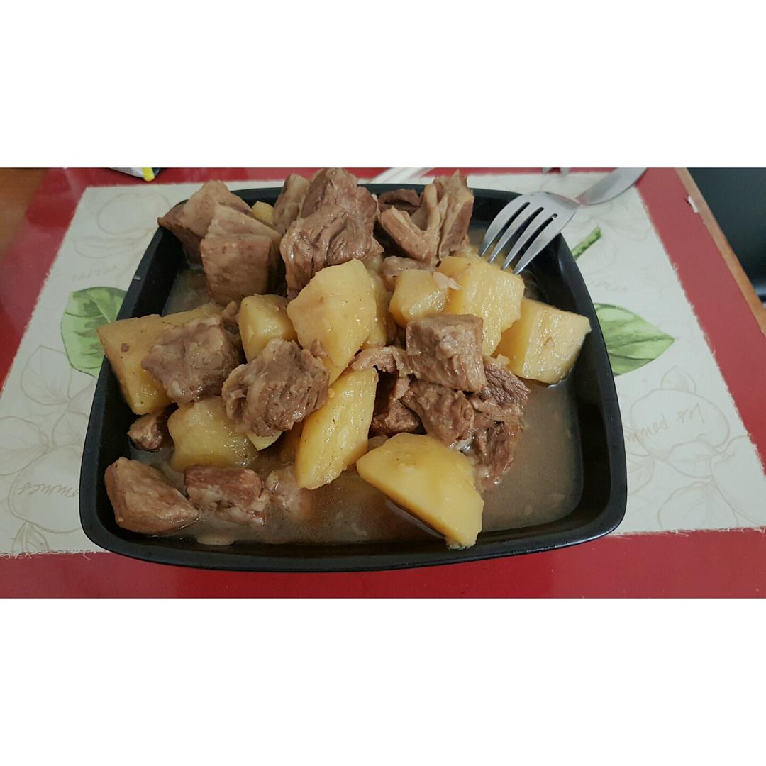 红烧牛腩
