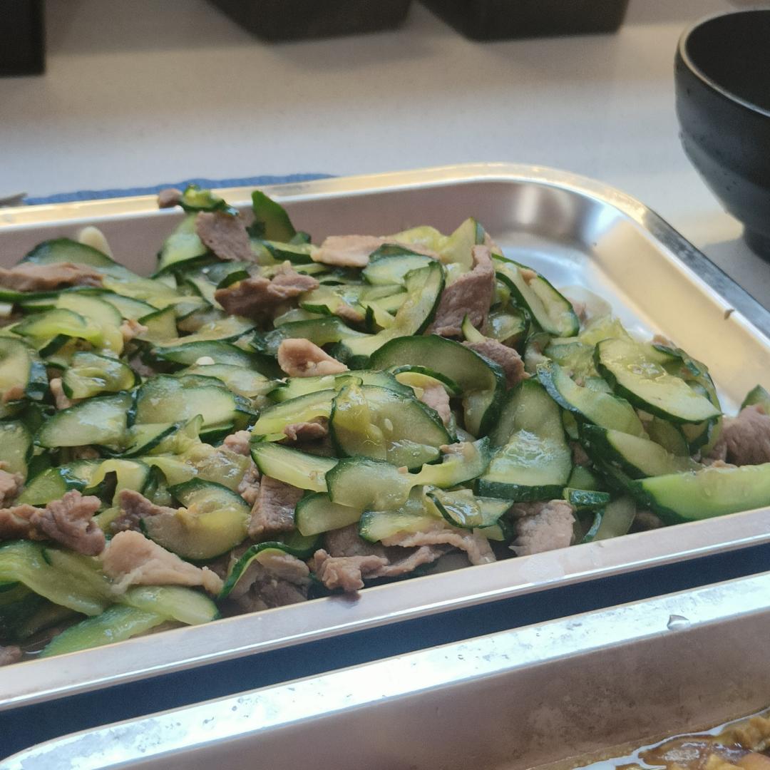 黄瓜炒肉🥳