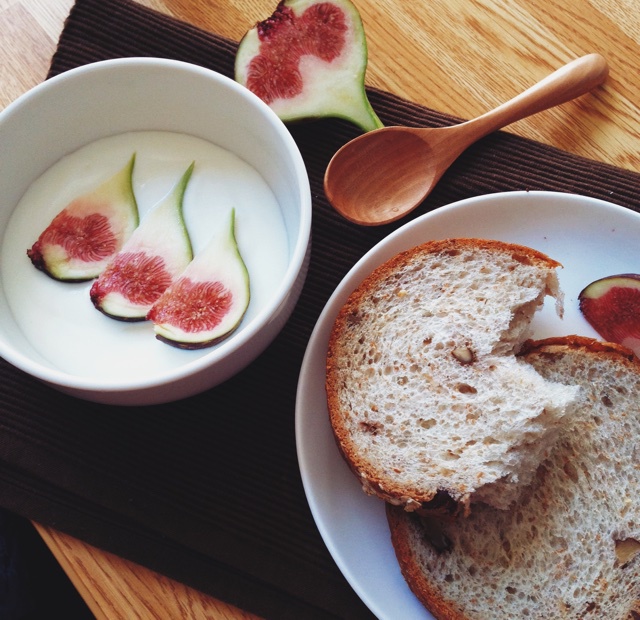 蜂蜜橄榄油海盐无花果酸奶