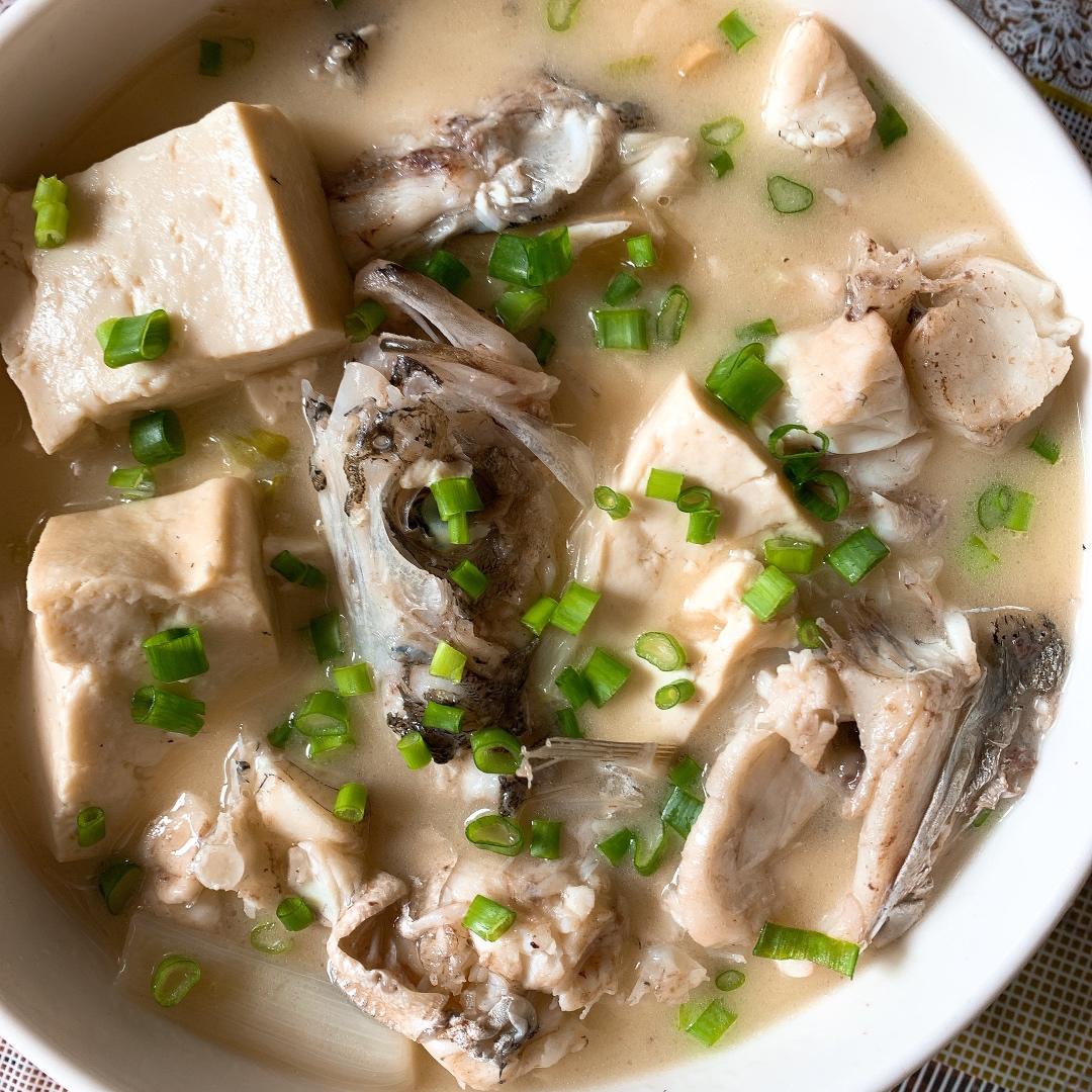 黄骨鱼豆腐汤