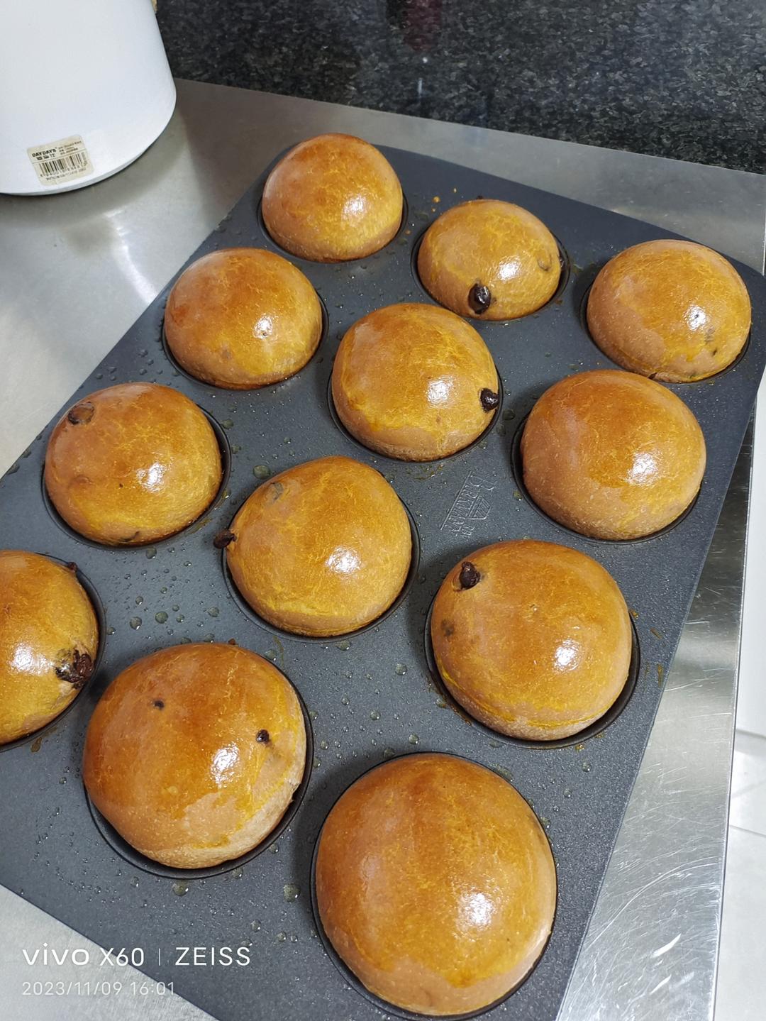 这不是在吃面包，这是在吃巧克力吧？