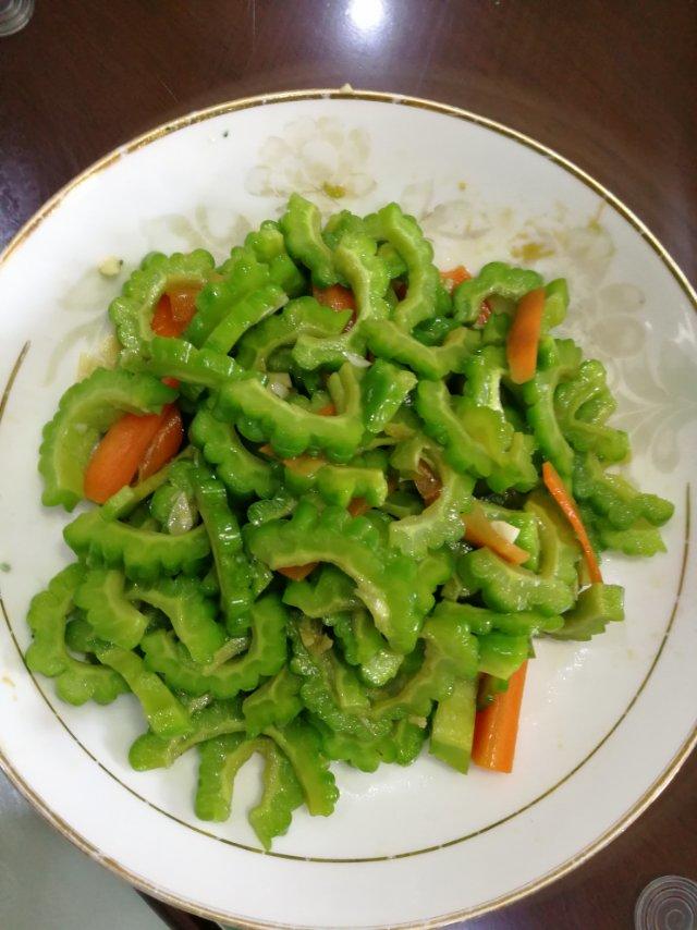 凉拌苦瓜