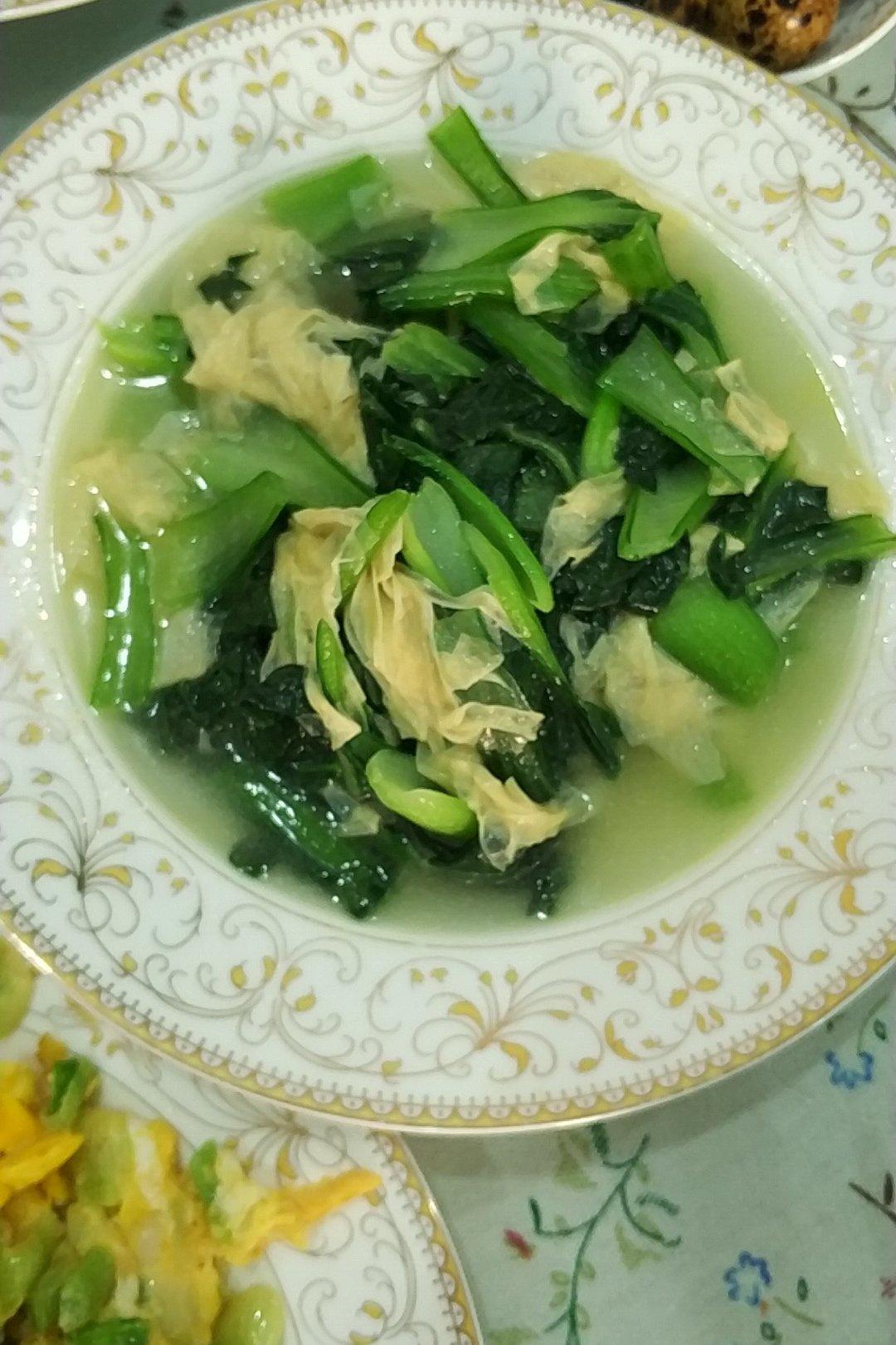 青菜炒豆腐衣