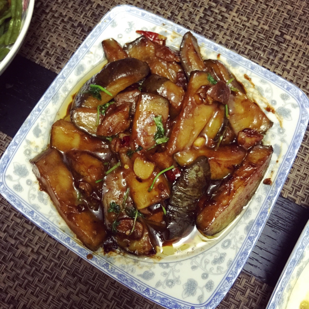 酱香肉末烧茄子