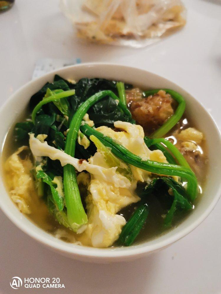菠菜鸡蛋汤