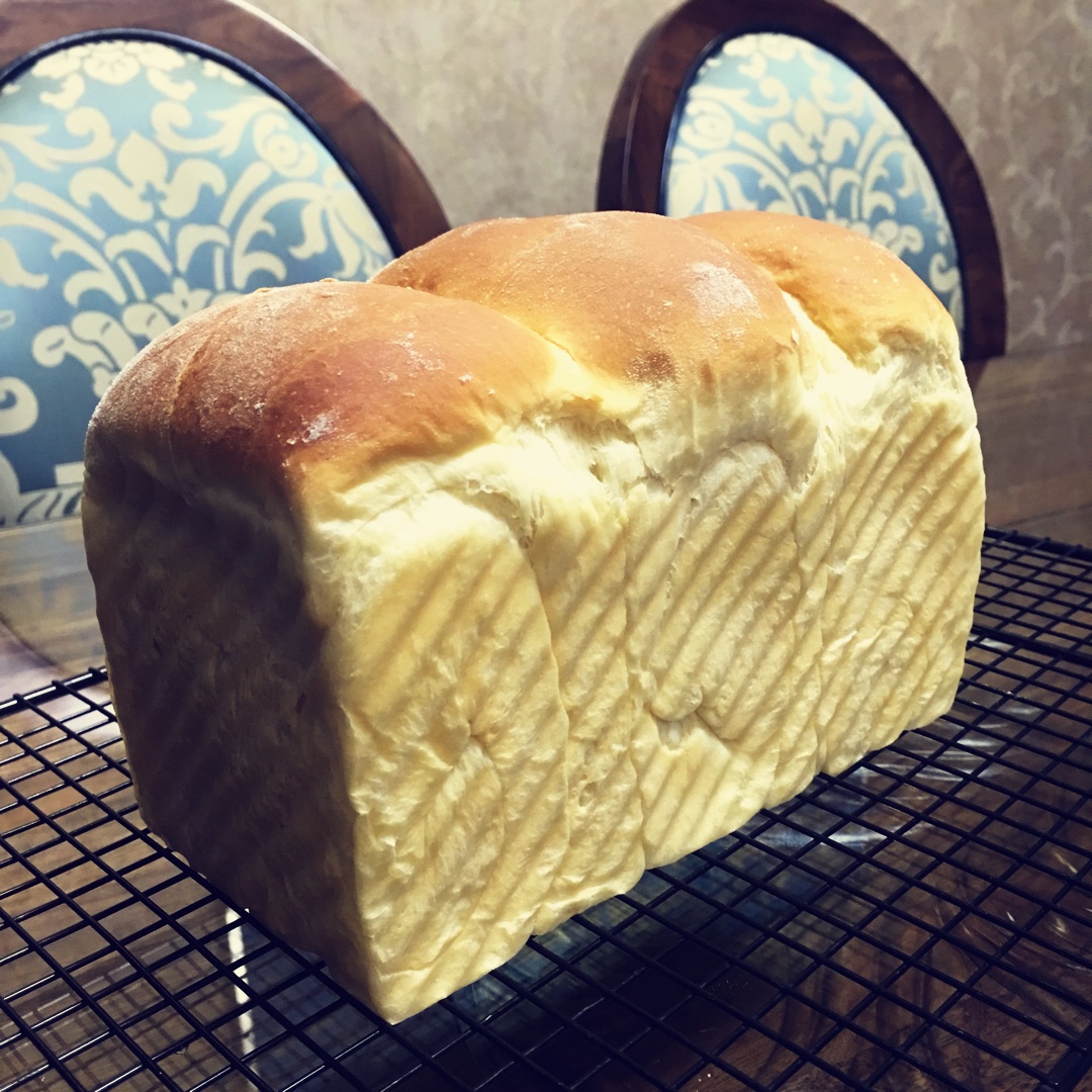 牛奶吐司