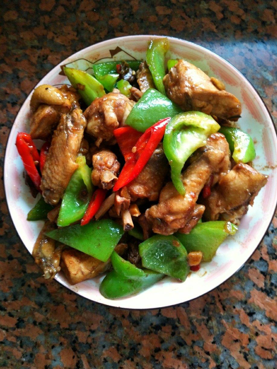 秋ぁ浅あ草做的生炒鸡 下饭菜哦