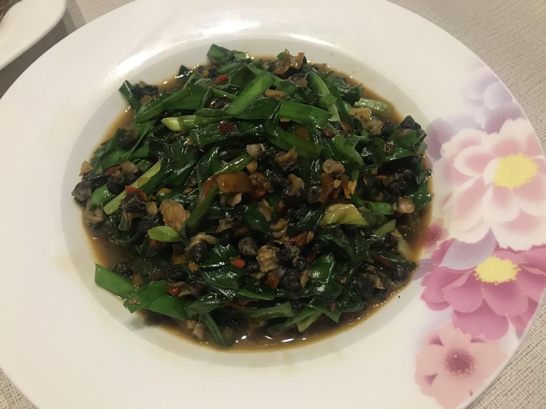 家常徽菜：韭菜炒螺蛳肉