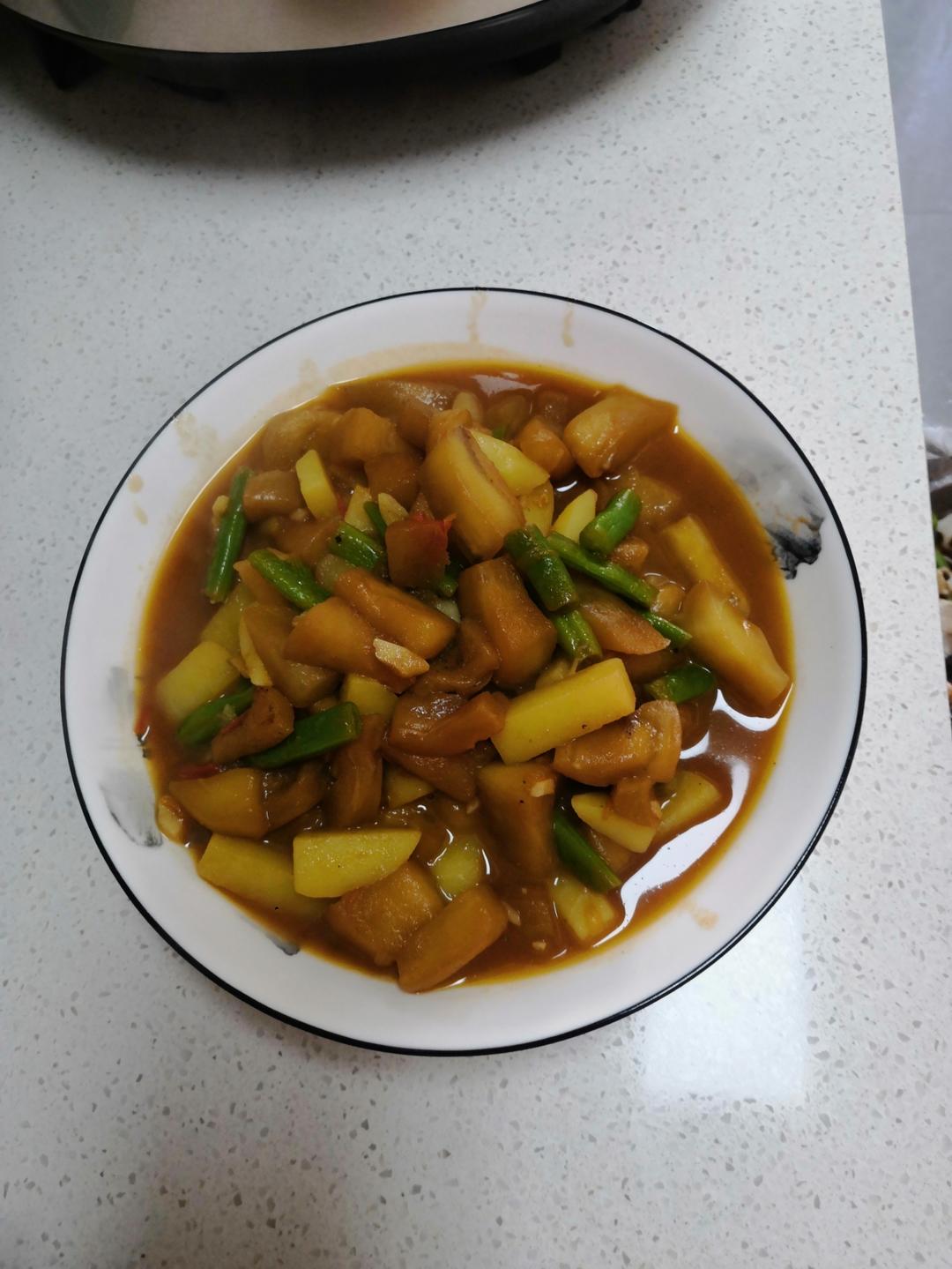 豆角茄子炖土豆
