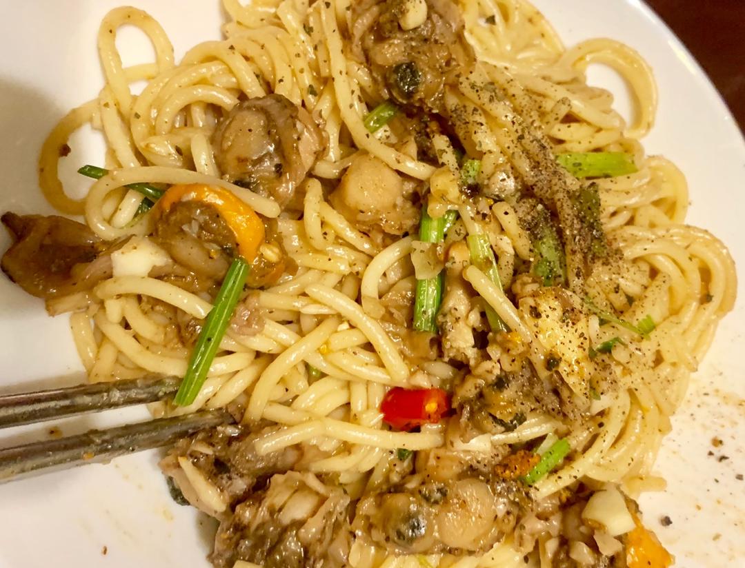 蛤蜊意大利面-简单美味的海鲜面
