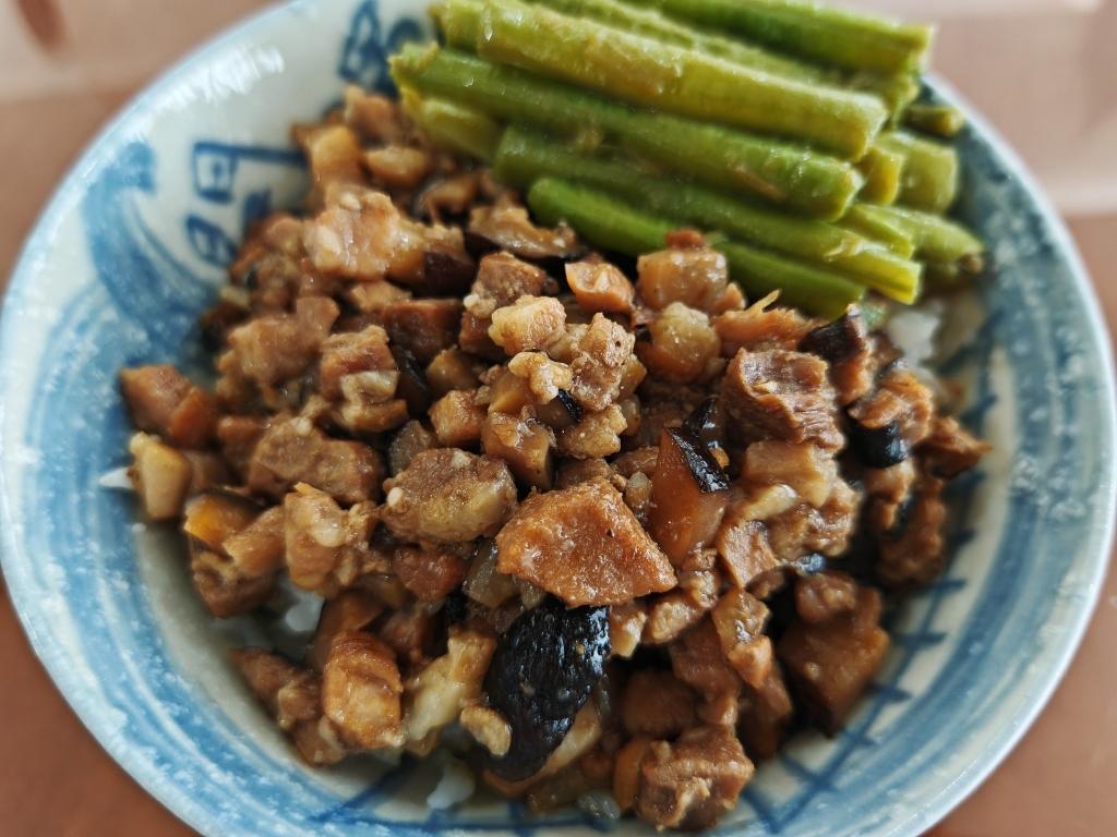 台式卤肉饭（教你用红葱头熬油&无香料）