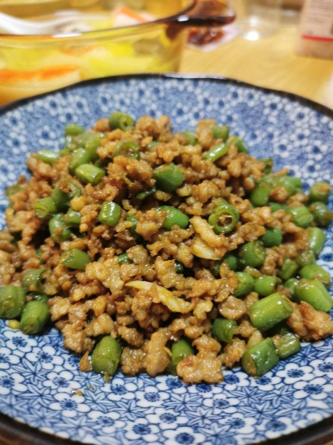 超简单的家常下饭菜猪肉末辣炒豆角