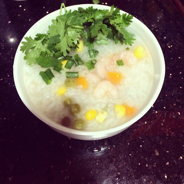 鲜虾蔬菜粥