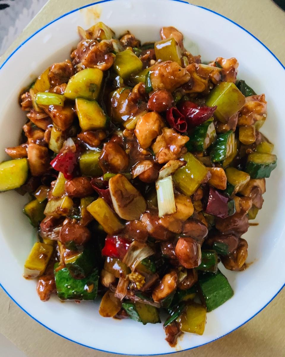厨师长教你: “宫保鸡丁”的川味正宗做法, 一看就有食欲, 收藏了