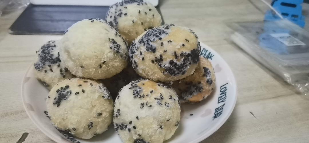 【翻沙咸蛋黄】又酥又沙，馋哭隔壁小孩