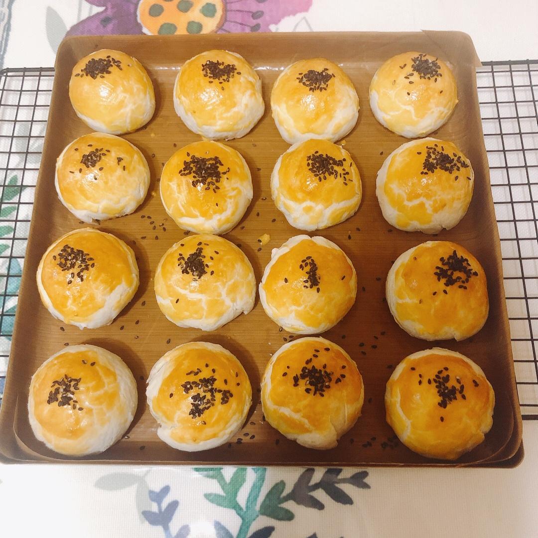 蛋黄酥