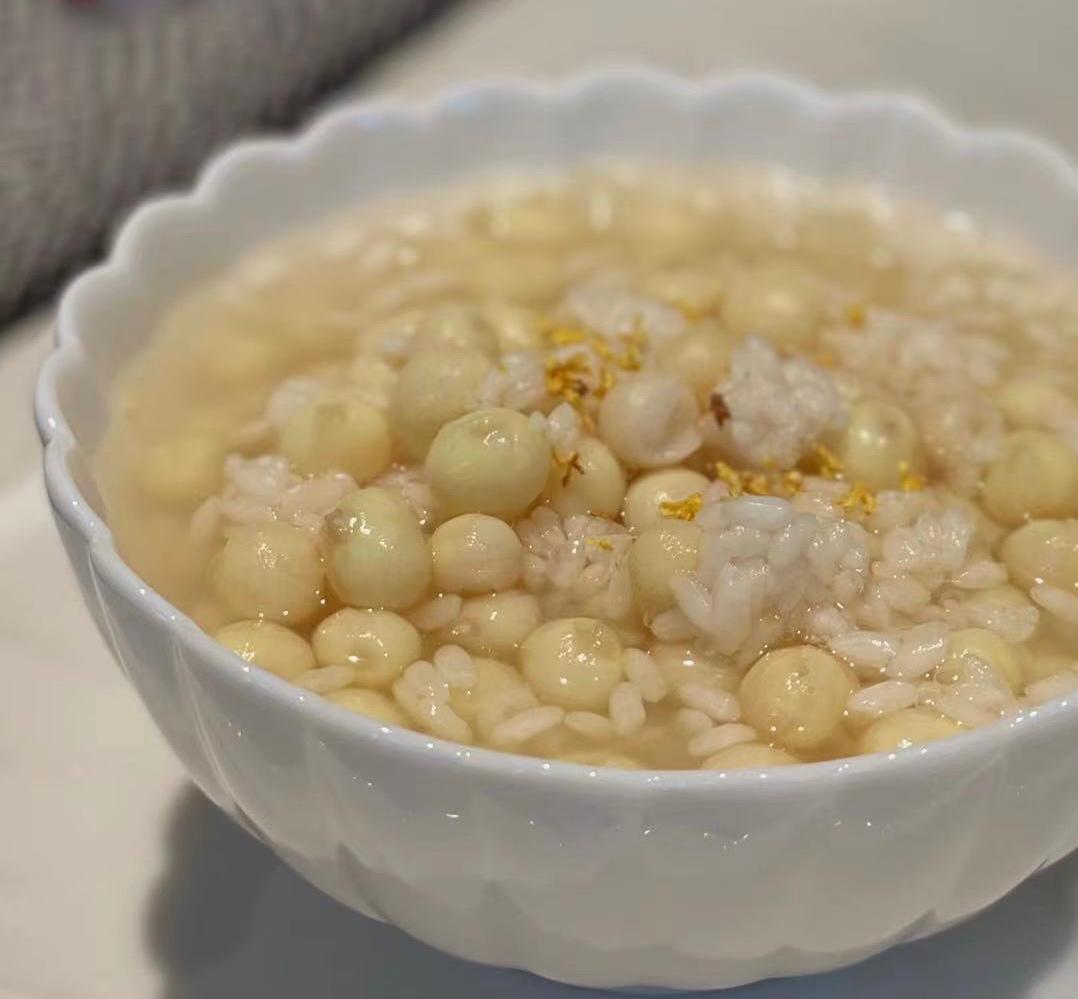 糖水鸡头米的做法