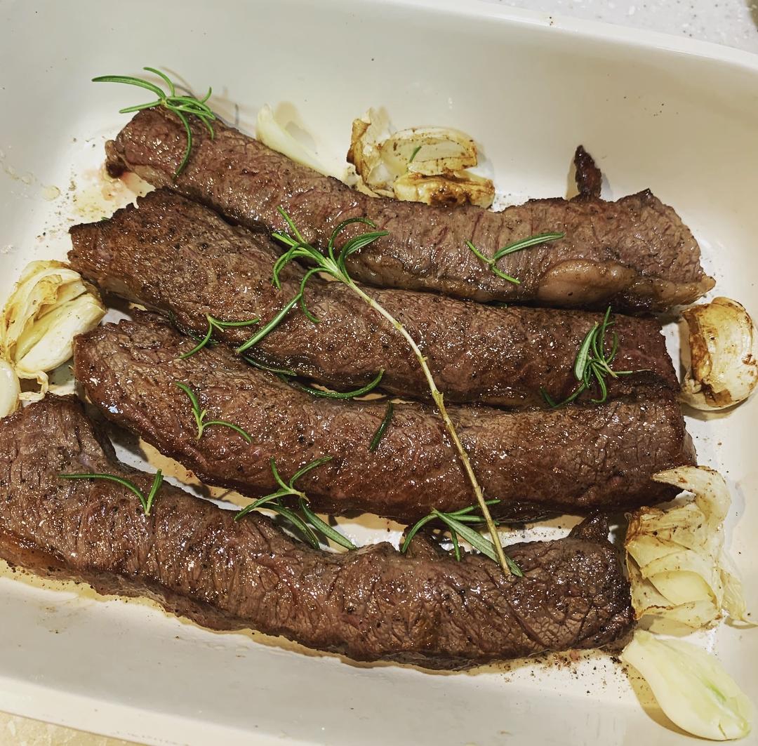 煎牛小排的做法