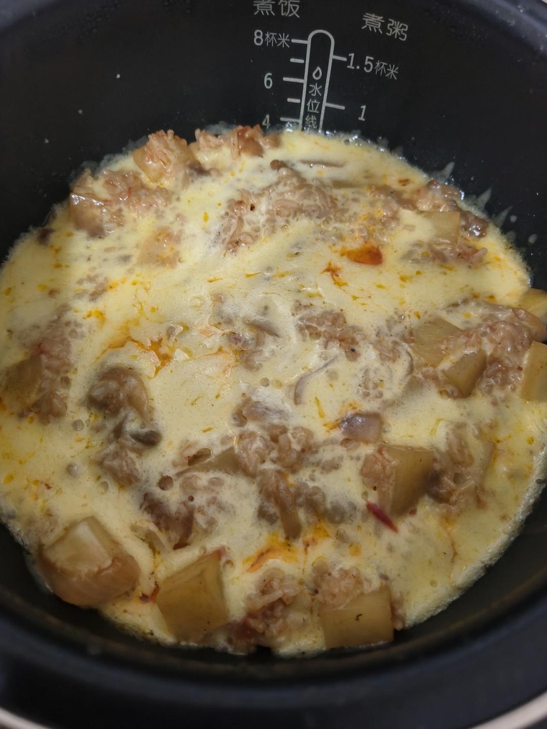 番茄牛肉浓情芝士焗饭