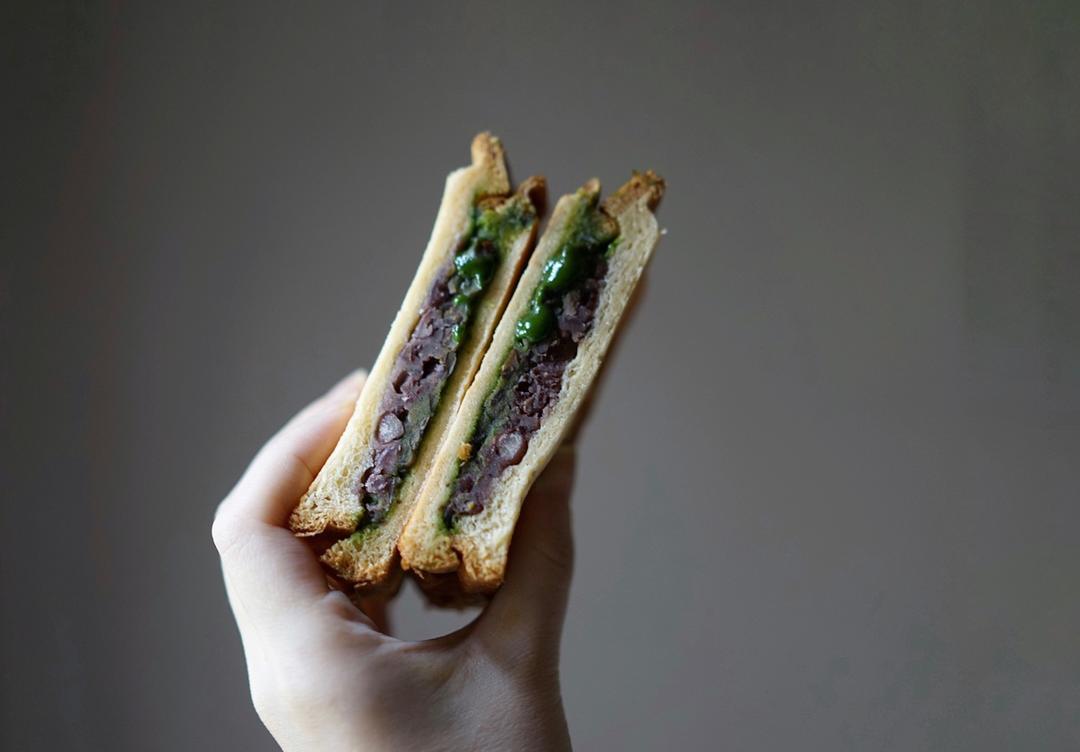 抹茶红豆热三明治